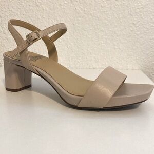 Naturalizer Nude Heel